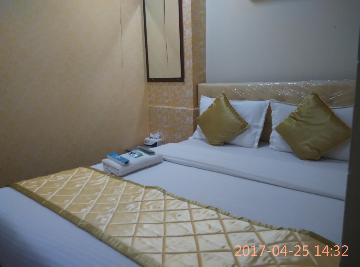 Hotel Silver Castle Mumbai Exteriör bild